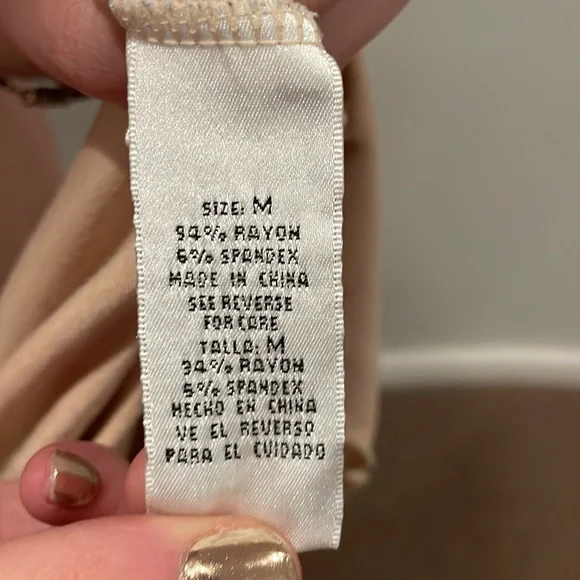 Tan and gold knee length dress - Picture 6 of 6